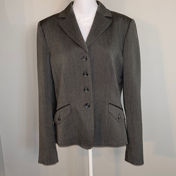 Gorgeous Tahari Blazer Size 10 - Picture 1 of 6